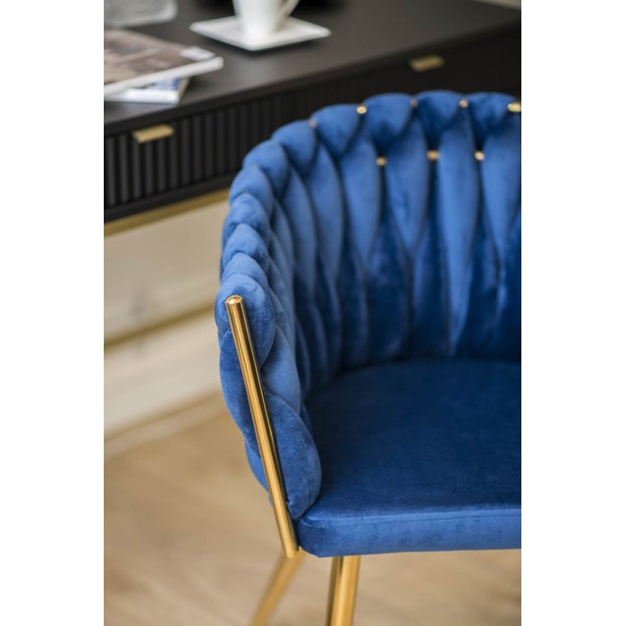 Fotel z aksamitną tkaniną LARISSA - granatowy / noga złota / R81